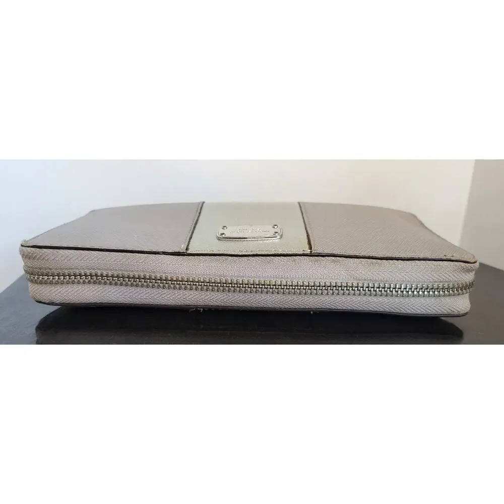 Michael Kors Jet Set Continental Gray & Silver Clutch - Wallet, Large 9 X 4